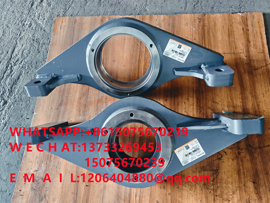 LiuGong CLG856HZJLL696393 loader front and rear swing bracket 24D0549 24D0550, 88A0157 thrust washer, 34C0087 seal ring 35C004, 83A274041 bushing Front and rear swing support of the loader
